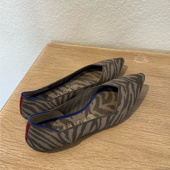 ROTHYS THE POINT WOMENS FLAT SHOES 8.5 - Picture 2 of 3